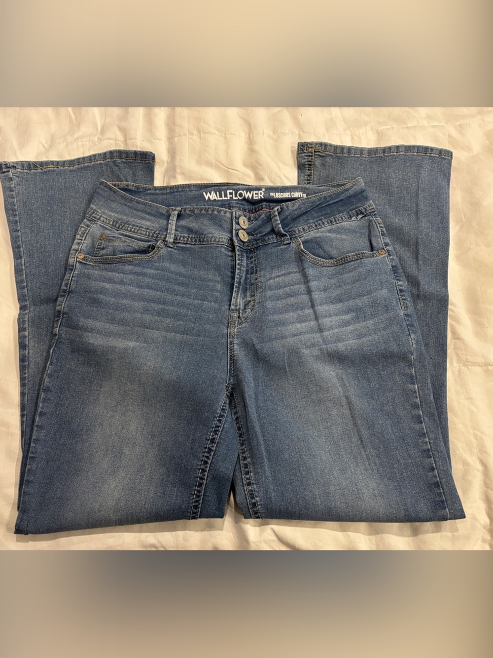 Wallflower Light Blue High-Rise Straight Jeans